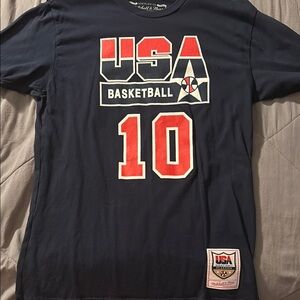 Mitchell & Ness USA Basketball Clyde Drexler 1992 Dream Team Navy T-Shirt